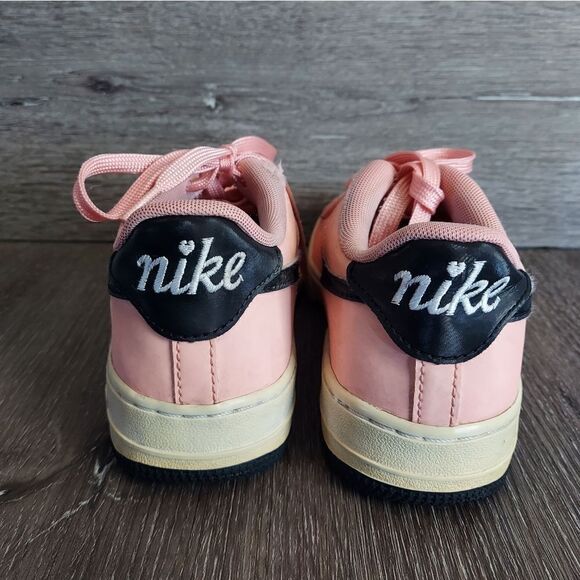 Nike Air Force 1 Low Valentine's Day Bleached Coral 5Y - Picture 5 of 10